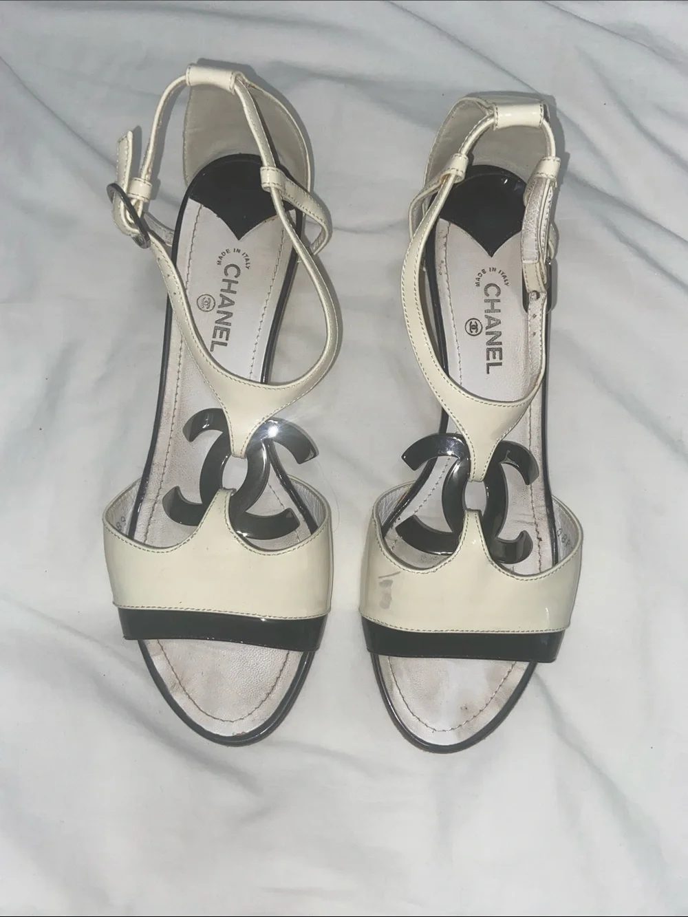CHANEL Ivory and Black Patent Leather T-Strap Sandals